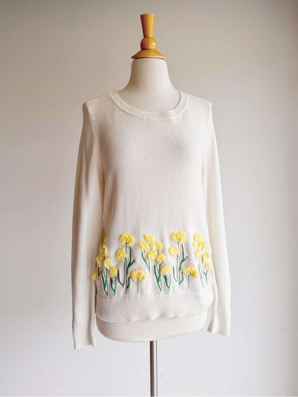 Talbots Floral Embroidered Open Neck Sweater Cream Yellow Botanical Knit Small